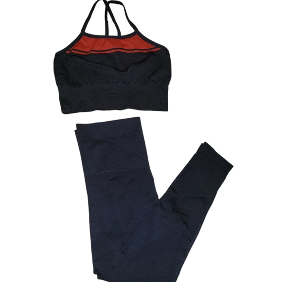 LNDR legging and sports bra set - Picture 1 of 14